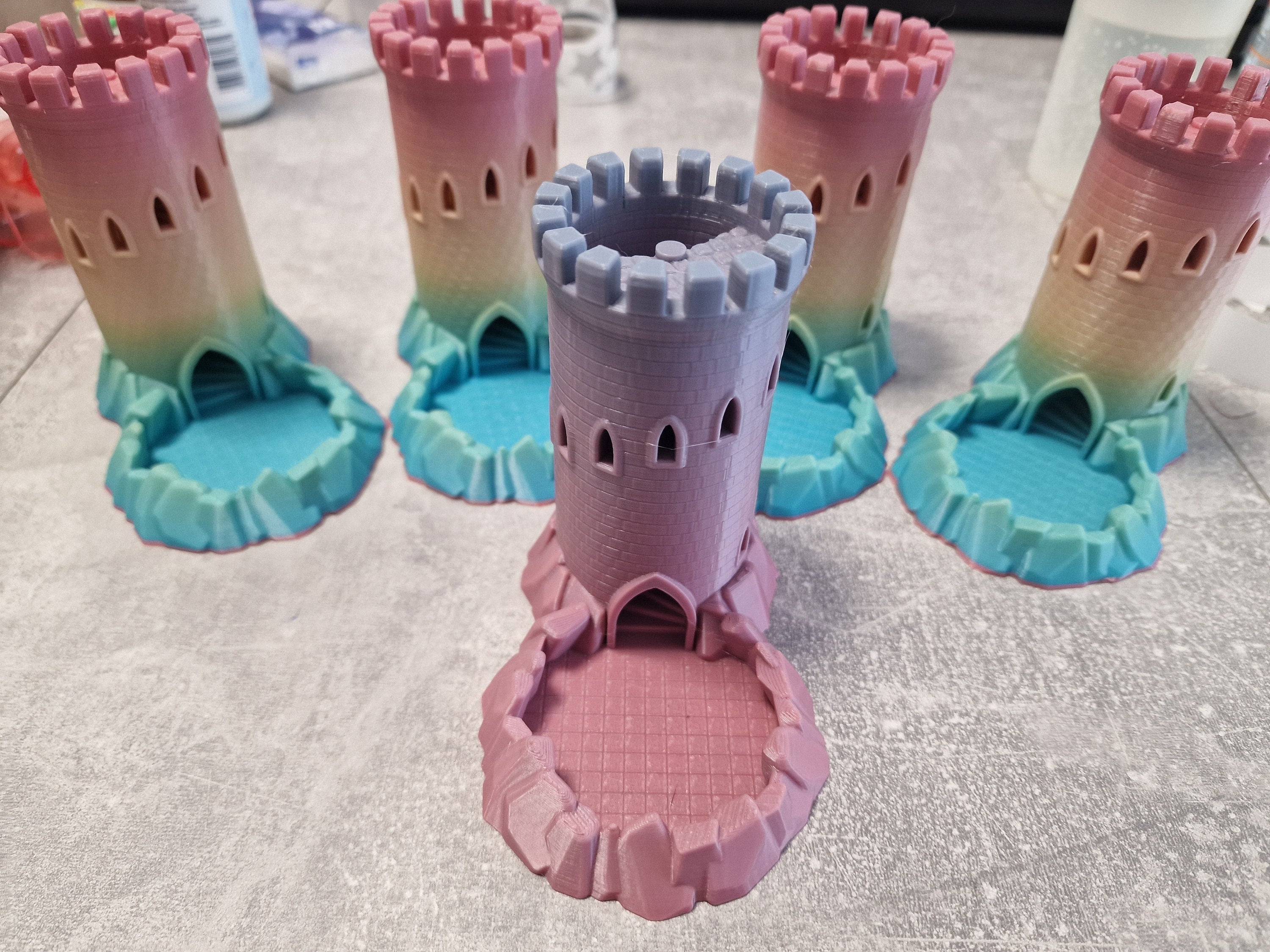 Würfelturm Art.Nr 114